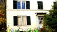 Graffiti Auftrag Pfarrer Haus Wipkingen