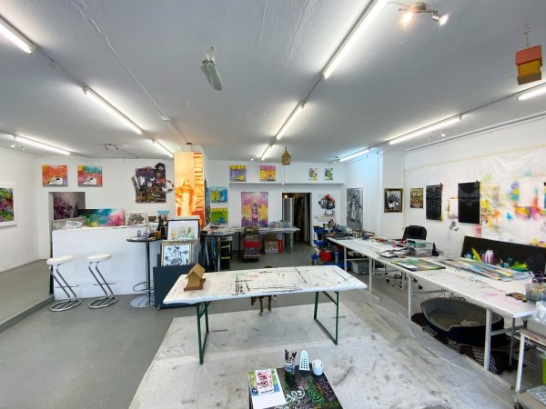 One Truth Studio / Galerie 