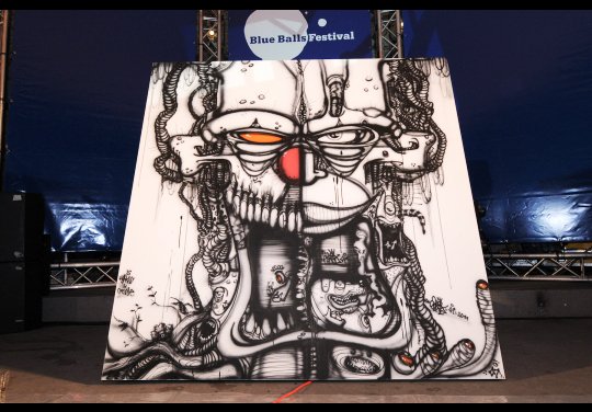 Blue Balls Festival / live painting