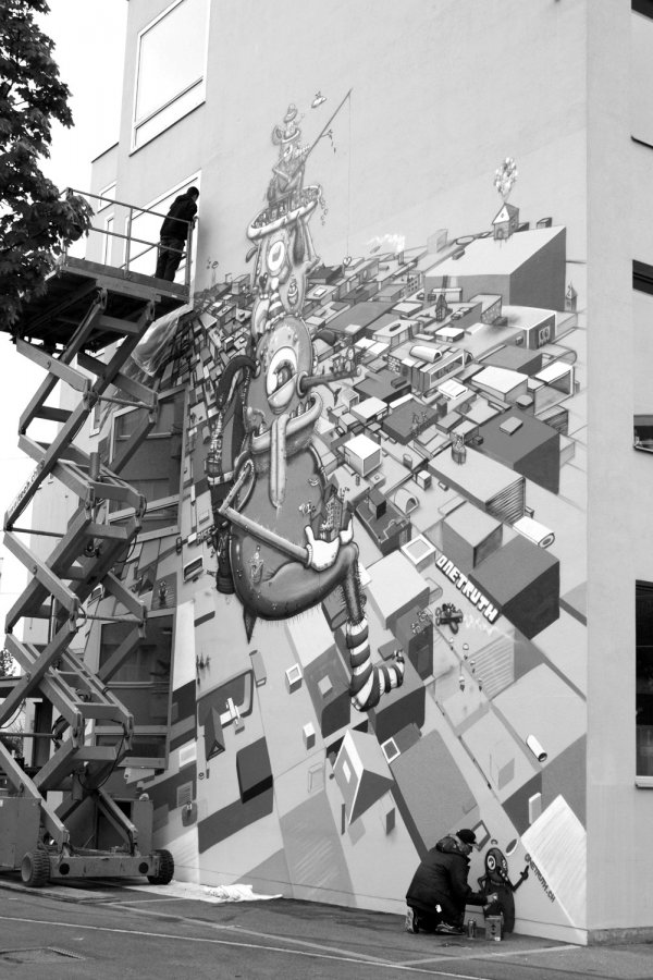Graffiti Auftrag Hausfassade Playground
