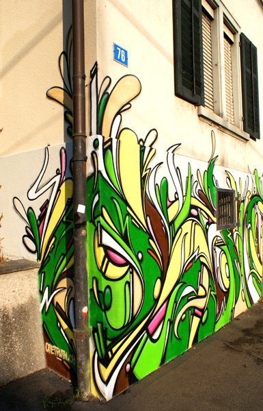 Graffiti Auftrag Pfarrer Haus Wipkingen