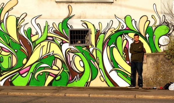 Graffiti Auftrag Pfarrer Haus Wipkingen