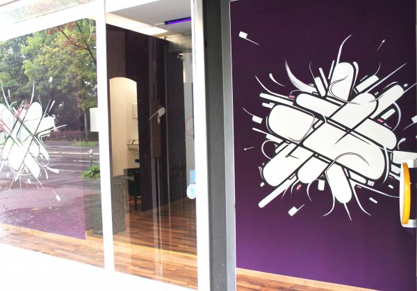 Purple Sun Graffiti Auftrag
