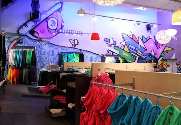 Switcher Store Graffiti Auftrag