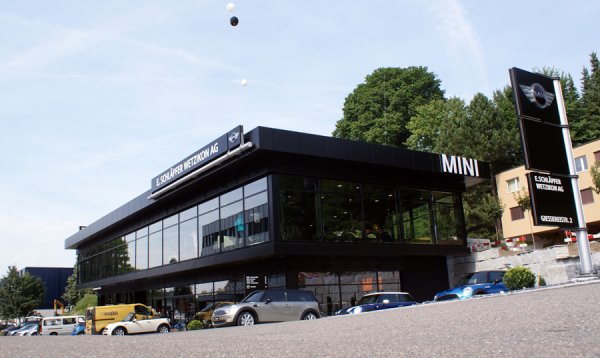 BMW MINI Showroom