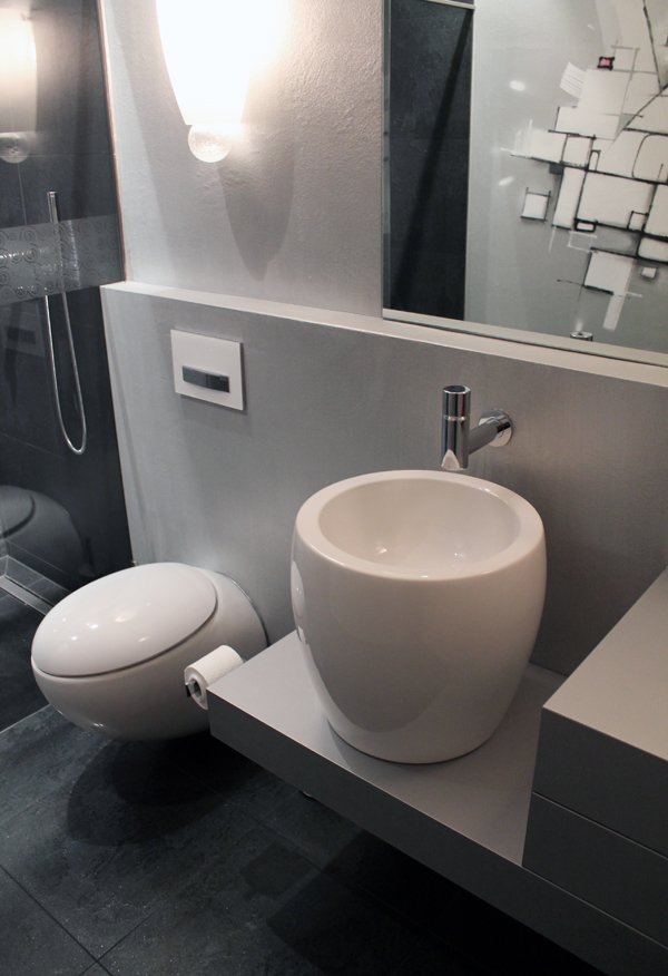 Ernst Kurat / Bathroom