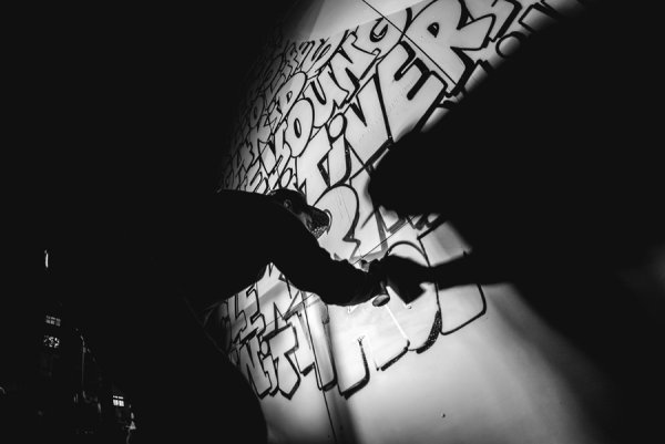 Love Your Life - Street Art Zürich